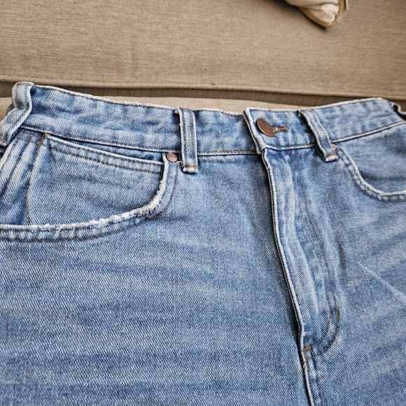 Wrangler Billabong High Rise Jean Shorts Blue Denim Women's - Picture 2 of 13